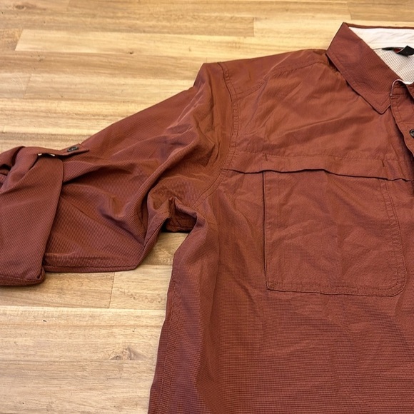 EDDIE BAUER ⭐️ vented button down sport shop shirt - Picture 3 of 8